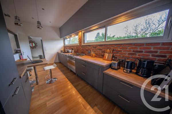 Maison à vendre  8 pièces - 204,48 m 2   ST MEDARD EN JALLES  - 33