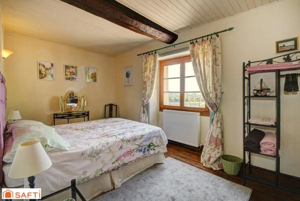 ? Propriété d’exception avec vue panoramique – Champs-Romain (24470)