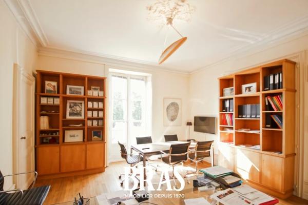 Bureau - 76m² - Nantes
