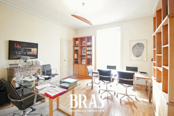 Bureau - 76m² - Nantes