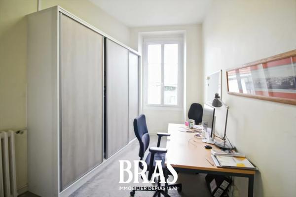 Bureau - 76m² - Nantes