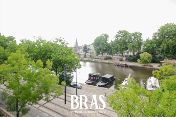 Bureau - 76m² - Nantes
