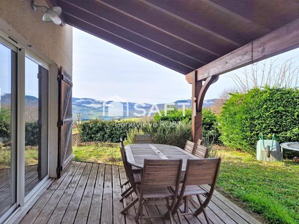 Maison familiale individuelle de 196 m² habitables avec 6 chambres – Terrain de 759 m²
