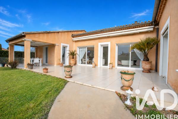 Maison à vendre 5 pièces 138 m² Sainte-Cécile-les-Vignes