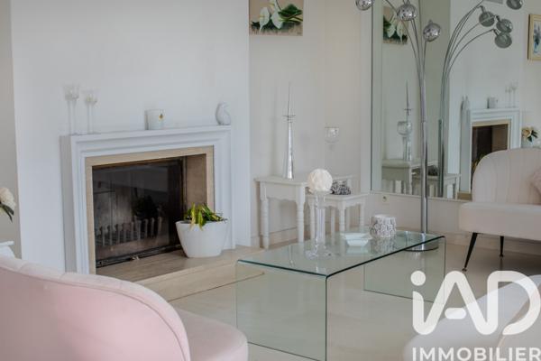 Maison à vendre 5 pièces 138 m² Sainte-Cécile-les-Vignes