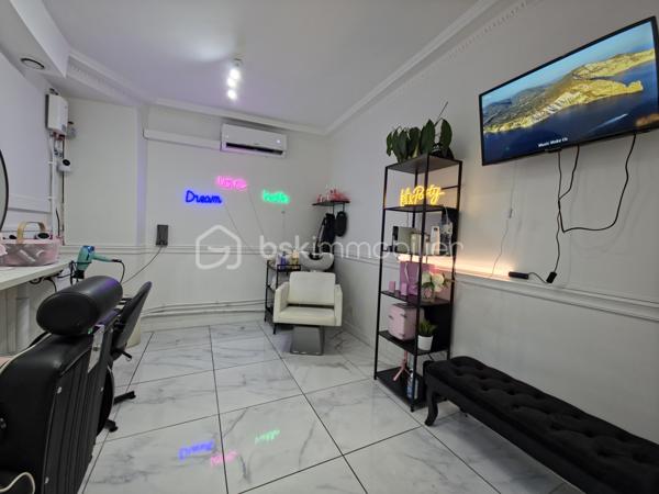 Local d'activités de 11 m²