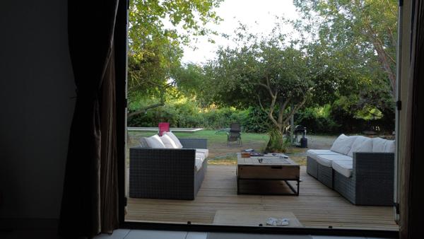 Entraigues-sur-la-Sorgue (84320) Villa en campagne à Entraigues de 150 m2, 4 chambres + T2 de 45 m2