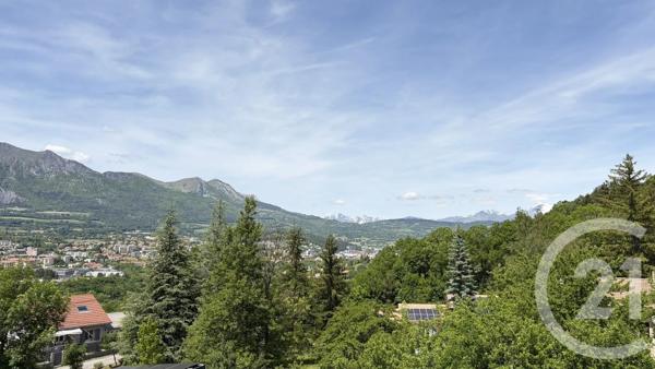 Appartement T5 à vendre  5 pièces - 174 m 2   GAP  - 05