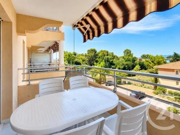 Appartement T2 à vendre  2 pièces - 30,66 m 2   ST RAPHAEL  - 83