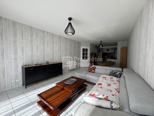 Maison individuelle de plain-pied avec 3 chambres, jardin et garage à Barlin
