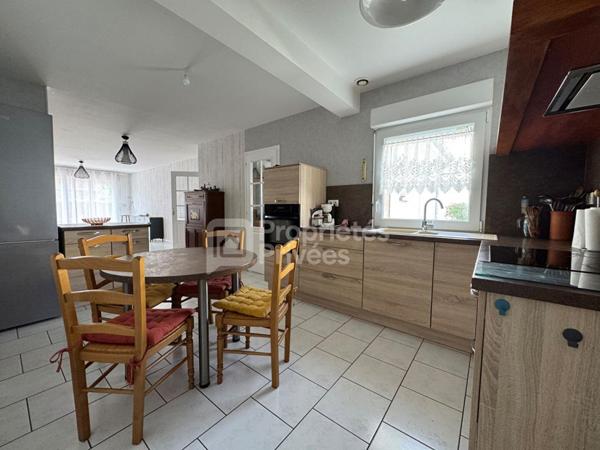 Maison individuelle de plain-pied avec 3 chambres, jardin et garage à Barlin