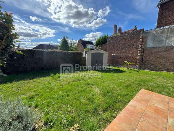 Maison individuelle de plain-pied avec 3 chambres, jardin et garage à Barlin