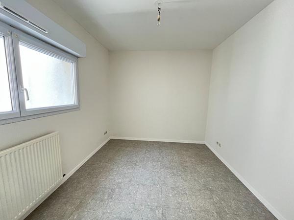 Appartement Angers 2 pièces 55 m² avec blacon (Lac de Maine)
