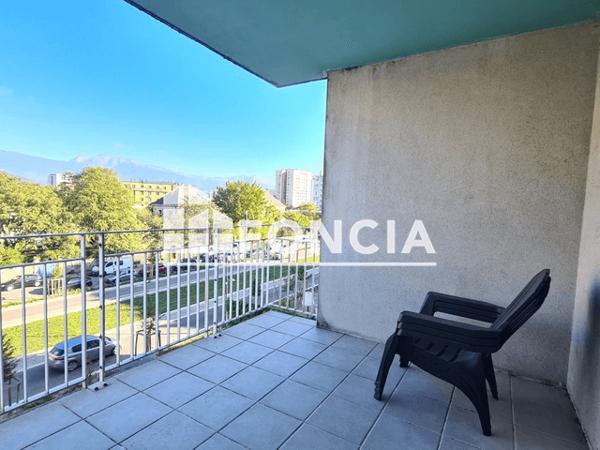 Location Appartement 2 pièces 44.8 m² - 80 COURS DE LA LIBERATION Grenoble 38100