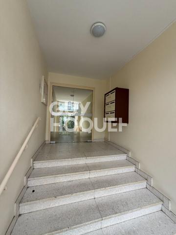 Beaux Quartiers À vendre : Appartement 3 pièces à Compiègne