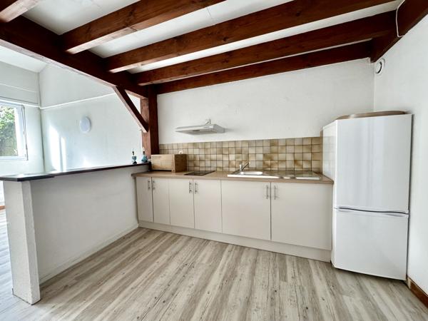 Ensemble immobilier de 2 maisons de 115 m2 et 60 m2 environ à Meschers/Gironde Meschers-sur-Gironde (17132)