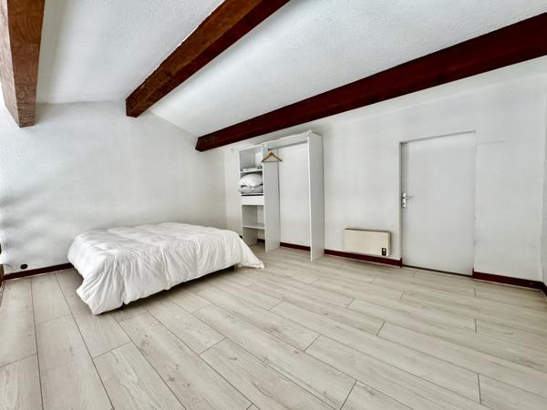 Ensemble immobilier de 2 maisons de 115 m2 et 60 m2 environ à Meschers/Gironde Meschers-sur-Gironde (17132)