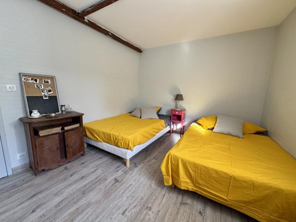 Ensemble immobilier de 2 maisons de 115 m2 et 60 m2 environ à Meschers/Gironde Meschers-sur-Gironde (17132)