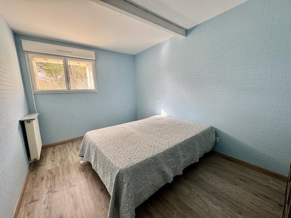 Ensemble immobilier de 2 maisons de 115 m2 et 60 m2 environ à Meschers/Gironde Meschers-sur-Gironde (17132)