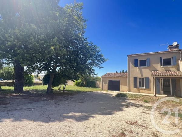 Maison à vendre  4 pièces - 97 m 2   AIMARGUES  - 30
