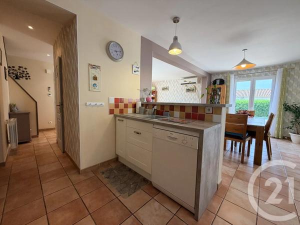 Maison à vendre  4 pièces - 97 m 2   AIMARGUES  - 30