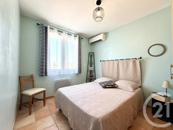 Maison à vendre  4 pièces - 97 m 2   AIMARGUES  - 30