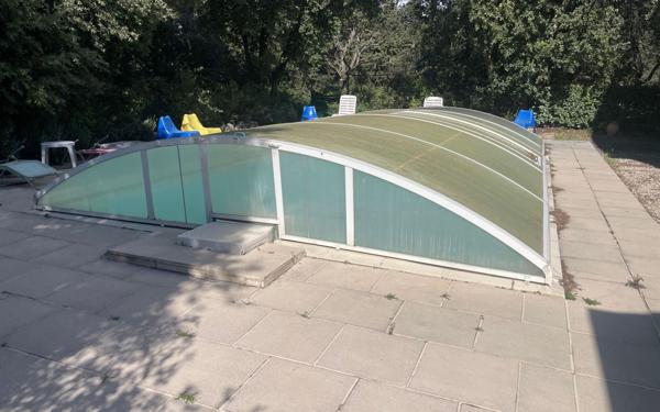 Maison à vendre    8 pièces •  Carpentras