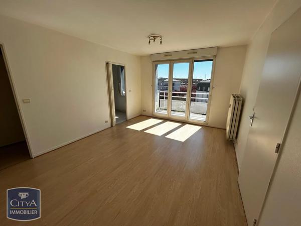 Appartement à vendre 2 pièces 39.27m² Évry-Courcouronnes (91080)