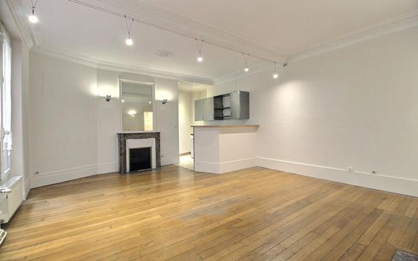 Appartement à vendre    2 pièces • 62,73 m2 Paris 14