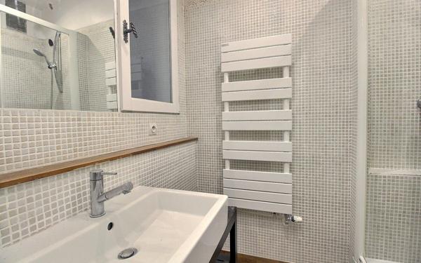 Appartement à vendre    2 pièces • 62,73 m2 Paris 14