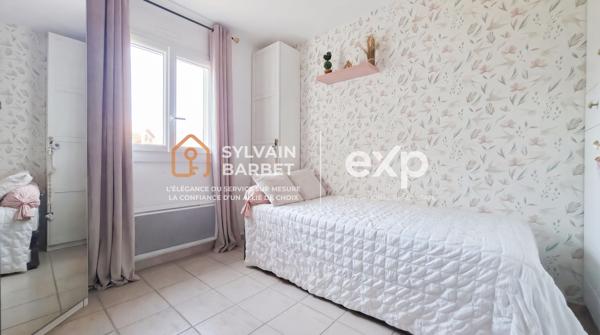 83320 CARQUEIRANNE - DUPLEX 3 PIECES AVEC TERRASSE VUE MER PANORAMIQUE CAVE LOCAL VELOS PARKINGS PRIVÉS EN SUS - QUARTIER GRANDE BASTIDE - BUS CA01