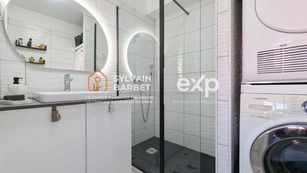 83320 CARQUEIRANNE - DUPLEX 3 PIECES AVEC TERRASSE VUE MER PANORAMIQUE CAVE LOCAL VELOS PARKINGS PRIVÉS EN SUS - QUARTIER GRANDE BASTIDE - BUS CA01