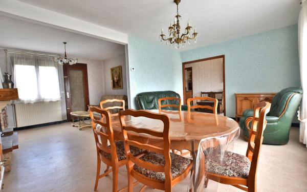 Maison à vendre    5 pièces • 105 m2 Vignacourt