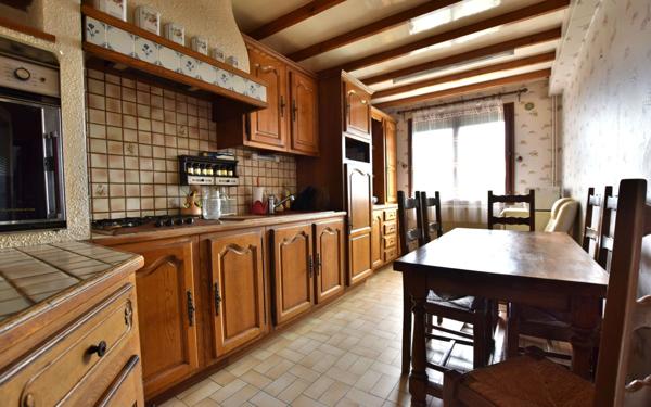 Maison à vendre    5 pièces • 105 m2 Vignacourt