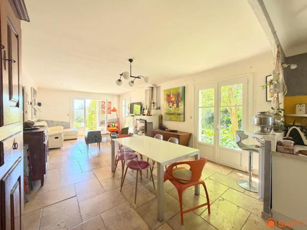 MAISON 170m2, terrain 2800m2, piscine, jardin!