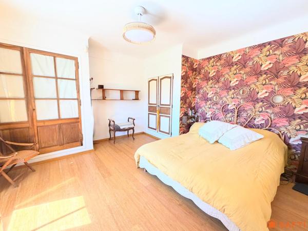 MAISON 170m2, terrain 2800m2, piscine, jardin!