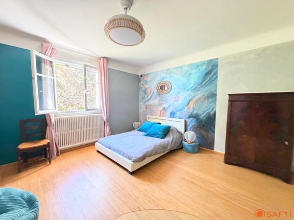 MAISON 170m2, terrain 2800m2, piscine, jardin!