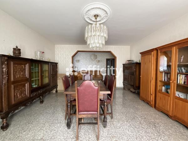 Maison 13 pièces - 249 m²