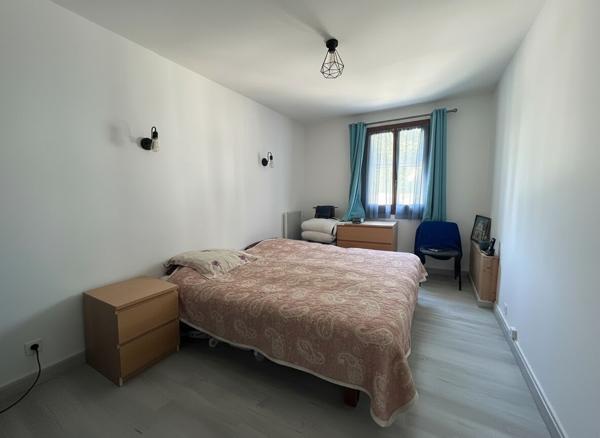 Maison de plain-pied sans travaux avec grand terrain au coeur des vignes