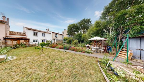 Maison avec garage et jardin attenant à Carcassonne