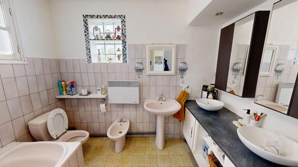 Maison avec garage et jardin attenant à Carcassonne