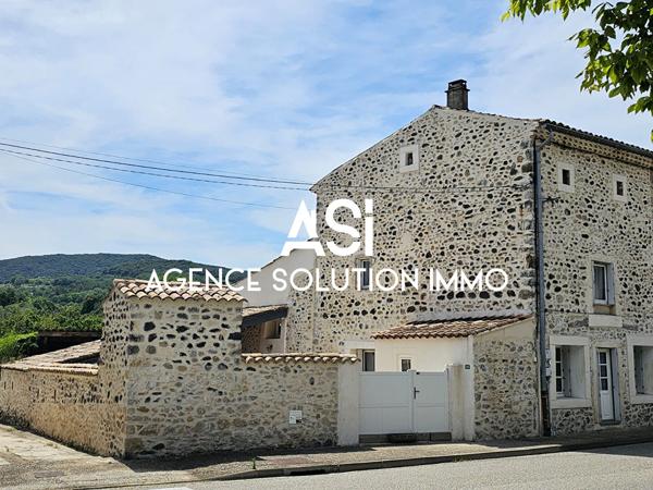 MAISON EN PIERRES