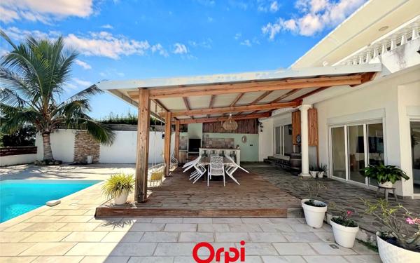 Maison à vendre    6 pièces • 197 m2 Sainte-Marie