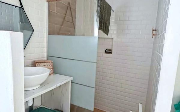 Maison à vendre    6 pièces • 197 m2 Sainte-Marie