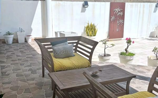 Maison à vendre    6 pièces • 197 m2 Sainte-Marie