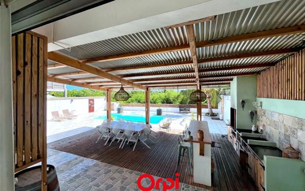 Maison à vendre    6 pièces • 197 m2 Sainte-Marie