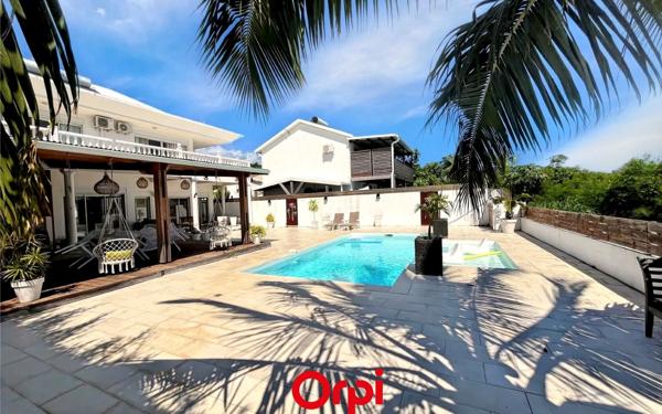 Maison à vendre    6 pièces • 197 m2 Sainte-Marie