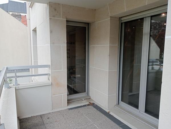 LOCAL PROFESSIONNEL - JOINVILLE LE PONT