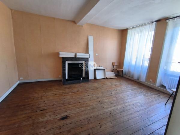 Immeuble - À vendre - 125 m² - VILLAINES-LA-JUHEL | The Door Man