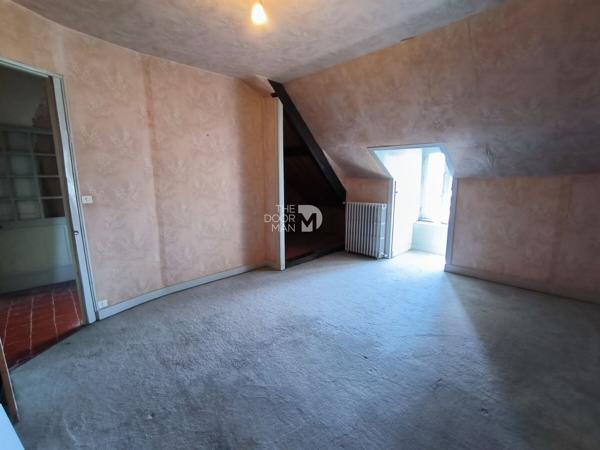 Immeuble - À vendre - 125 m² - VILLAINES-LA-JUHEL | The Door Man